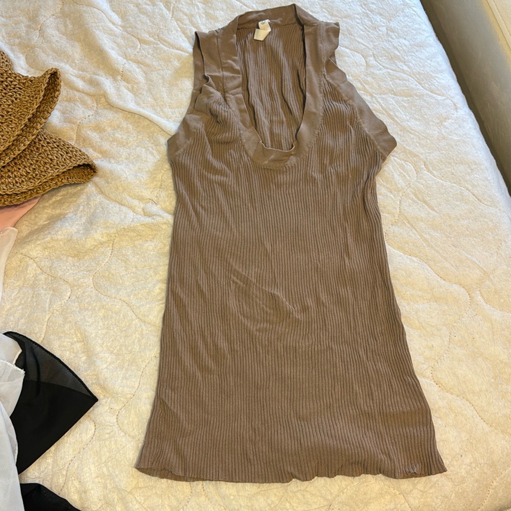 Brown top